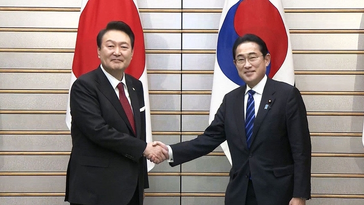 일본, 정상회담서 위안부 합의이행·후쿠시마 수산물 수입 요구해