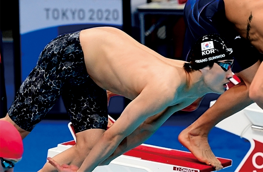 한국 수영 최초로 롱코스(50m) 세계선수권 2대회 연속 메달 획득이라는 역사를 쓴 황선우. 