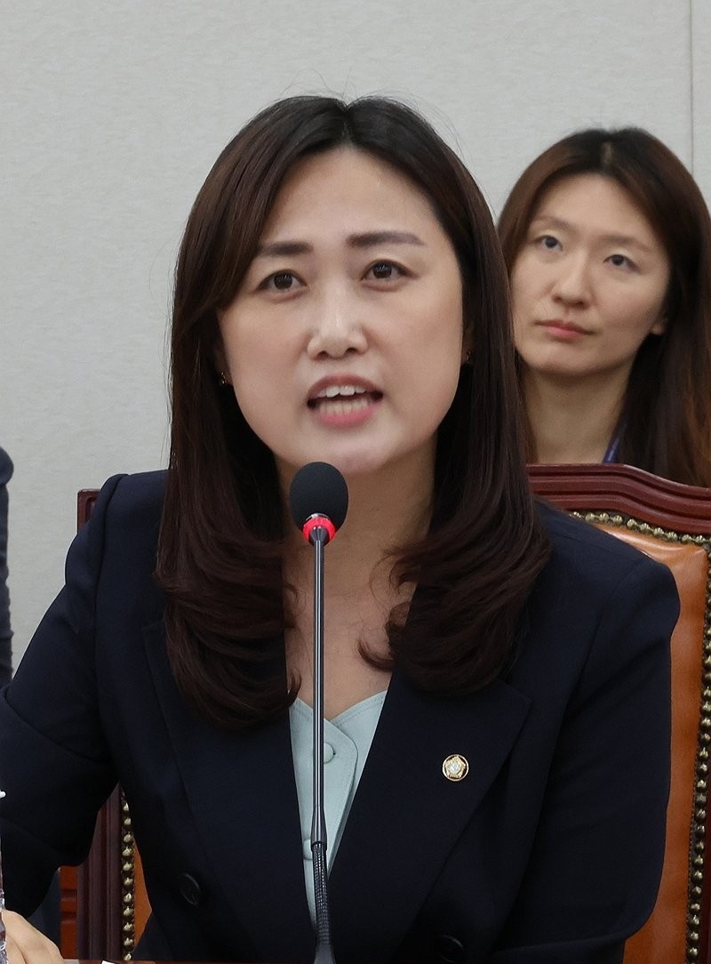 국회 교육위원회 백승아 의원 (더불어민주당)