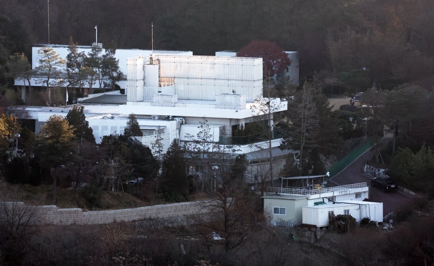 3일 서울 용산구 한남동 대통령 관저에 윤석열 대통령에 대한 체포영장 집행에 나선 고위공직자범죄수사처 수사관들이 집입했다. 사진은 대통령관저의 모습.