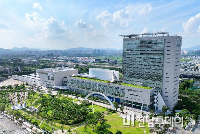 광주광역시, ‘누구나·협업·관계’ 세가지 키워드에 답 있다