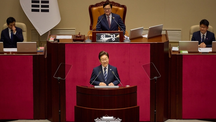 이 대통령, 국회 첫 시정연설…"추경, 경제위기 가뭄 해소 마중물"