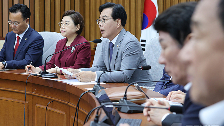 송언석, ‘윤 어게인’ 행사 발언에 “당과 관련 없어”