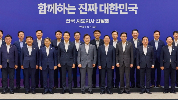 광주광역시 강기정 시장, 대통령에 AI·군공항 등 ‘2+4 현안’ 건의