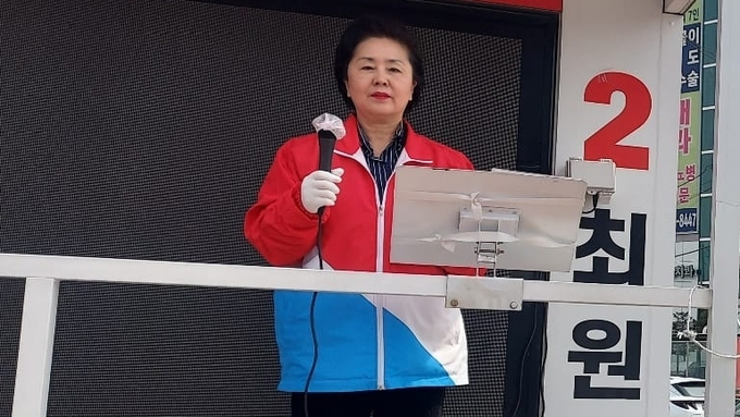 특검, 尹 부부 공천개입 의혹 관련 김영선 전 의원 4일 조사