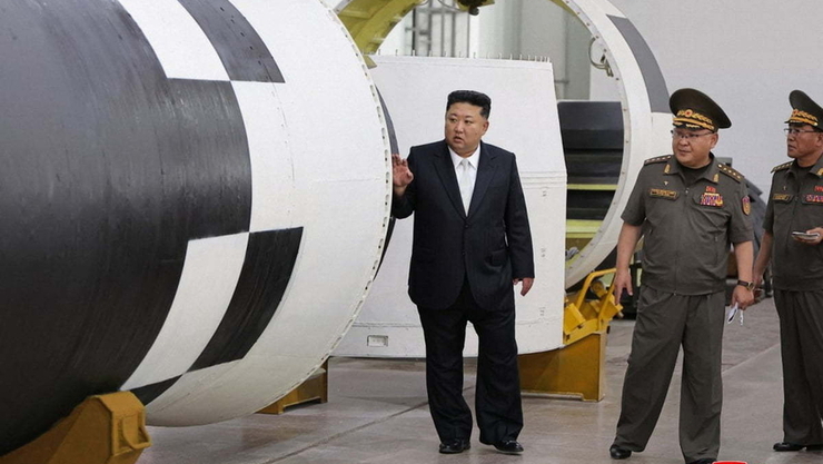 김정은, 방중 전 ICBM 능력 과시… 미사일연구소 방문