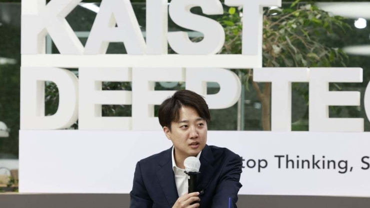 이준석 “李대통령, 속기록 멋대로 조작한 강유정 대변인 해임해야”