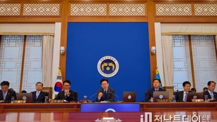 이재명 대통령 "비상대응체계 선제 가동…최악 상황 대비책 철저 수립"