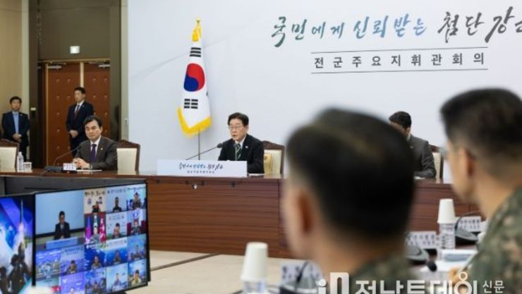 이재명 대통령 "최상의 군사 대비태세…전작권 회복 조속 추진될 것"