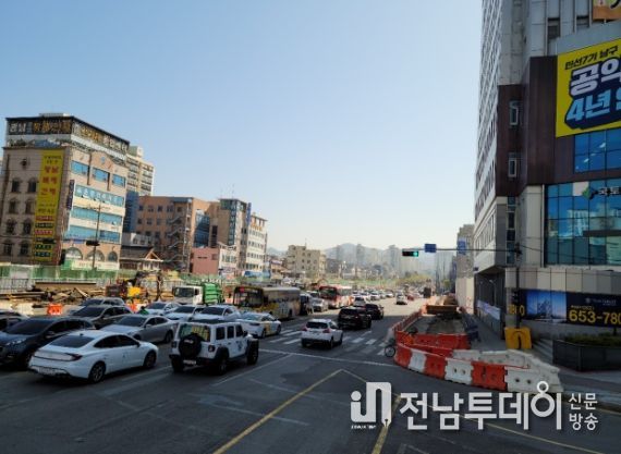 백운광장 주변 교통 전환