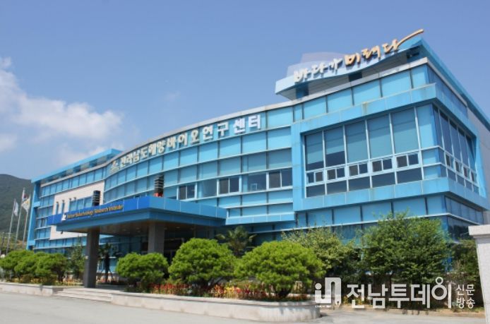 완도산 전복 내장·해조류 추출물 ‘코로나19 증식 억제 효과’ 확인