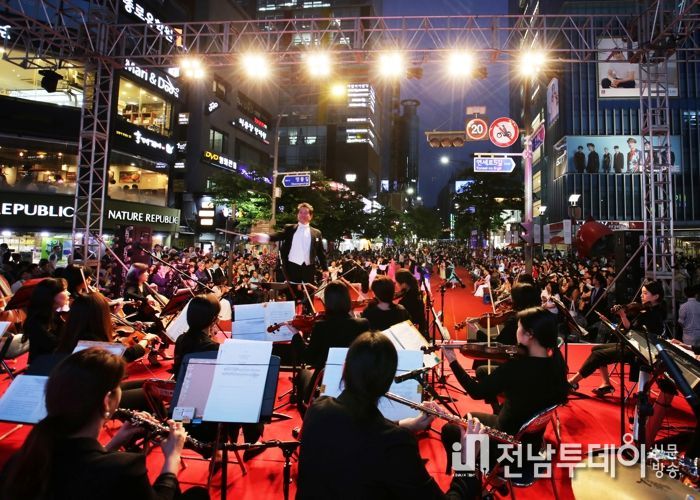 쉘 위 댄스, 곡성세계장미축제 왈츠를 만나다