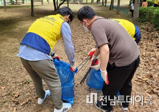첨단1동 지사협, 장애인과 함께 건강걷기