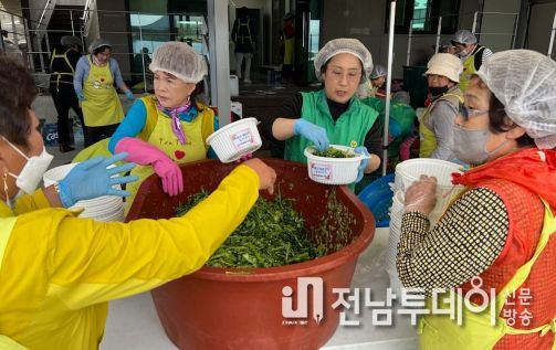 고흥군 금산면, 취약계층 계절김치 담가드리기 사랑나눔 가져