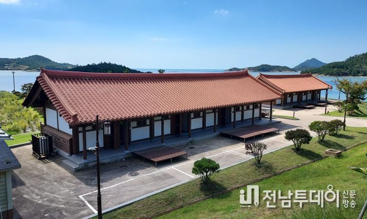 전라남도 신안 하의 ‘인동초의 집’ 25일 재개장