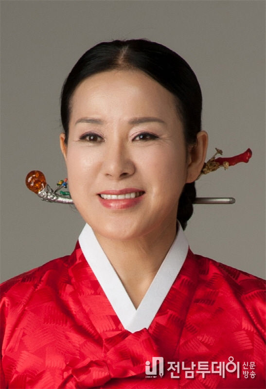 최영숙 서울시무형문화재 제38호 재담소리 예능 보유자