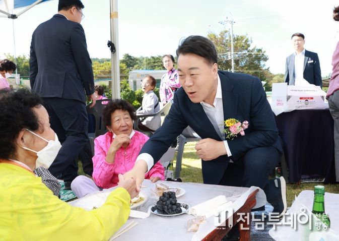 구복규 군수, 제14회 백아면 면민의 날 행사 참석