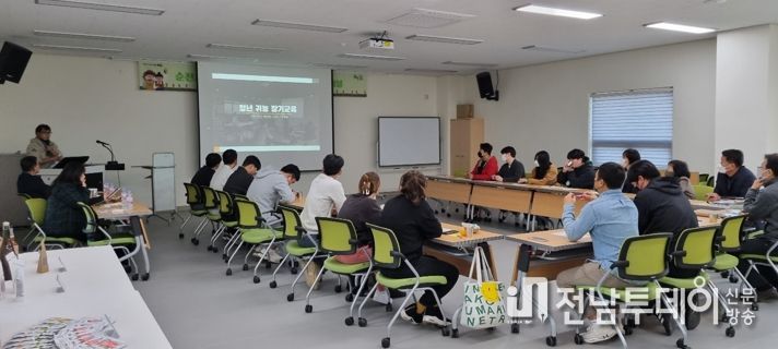 청년 농부가 꿈꾸는 농촌...순천시, 청년 농업인 토크테이블 열어