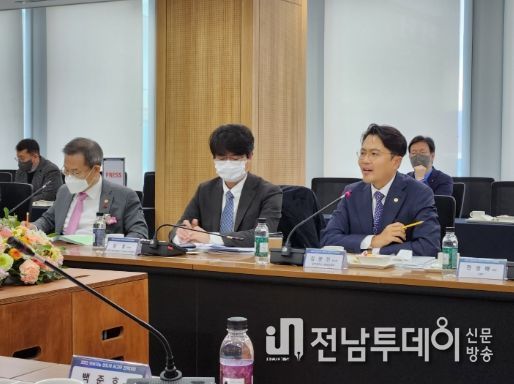 AI반도체 최고위 전략대화