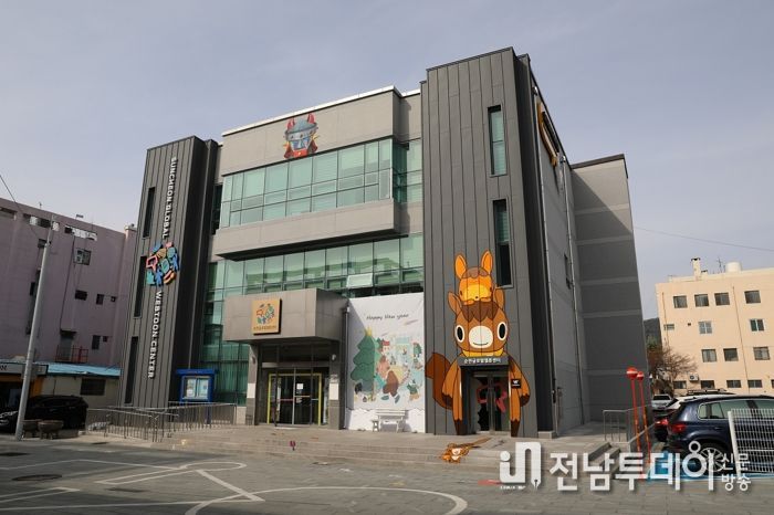 순천글로벌웹툰센터 입주작가 플랫폼 연재 줄이어