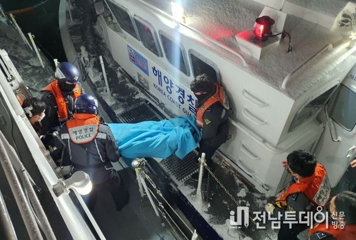 완도해경, 악천후 헤치고 섬마을 응급환자 4명 긴급이송