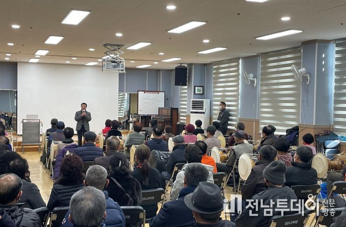 광양노인복지관·광양실버주택복지관, 노인문화대학 어르신 작품 발표회