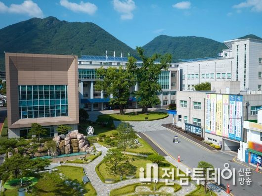 화순군, 만연산 큰재에서 ‘2023년 해맞이 행사’ 개최