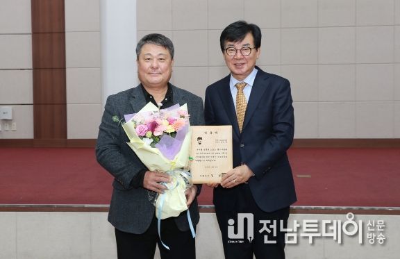 장흥군, 김성한 前 감독 스포츠 홍보자문관 위촉