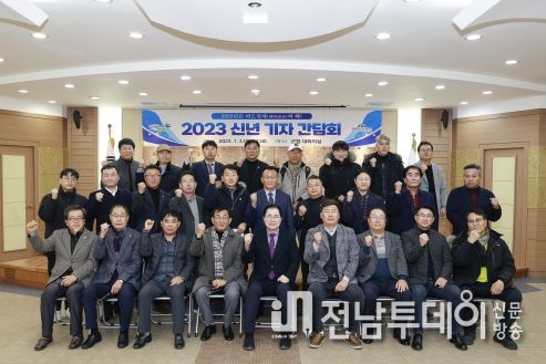 신우철 완도군수, 신년 기자 간담회서 군정 운영 계획 밝혀