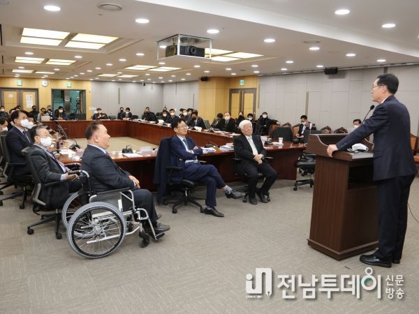 신안군, 故 김대중 대통령 탄생 99주년 기념 세미나 참석