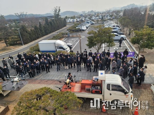 신안군, 드론 이착륙시설 설치로 노동력 절감