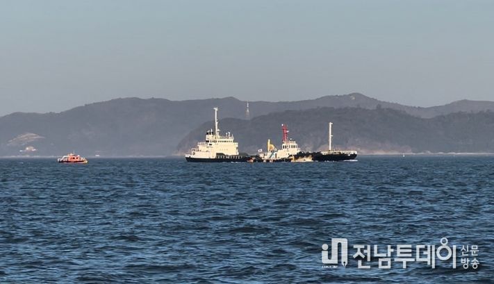 완도해경, 횡간도 인근 침수선박 무사히 구조 완료