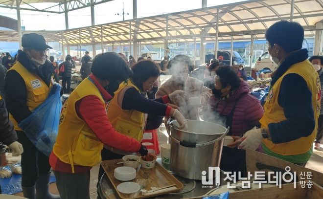 대한적십자 진도지구협의회, 설맞이 사랑의 떡국 나눔