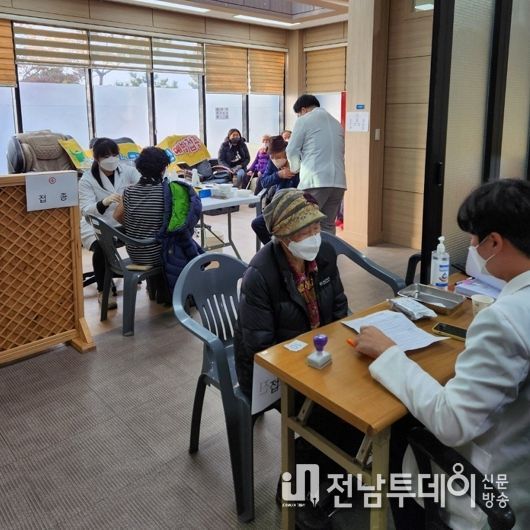 지난 11일 낙안면 보건소에서 찾아가는 코로나19 동절기 2가 백신 접종을 시행했다