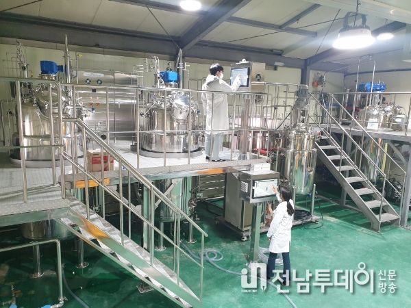 함평군, “친환경 농업 실천“ 고농도 유용미생물 공급 재개!