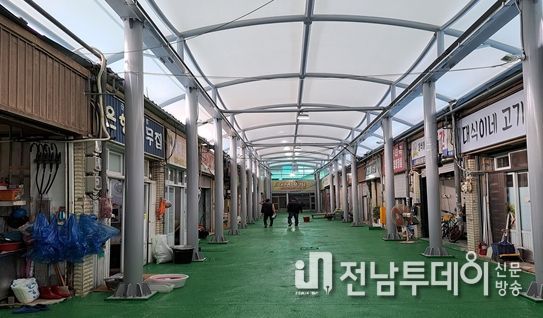 도깨비시장 아케이드 설치
