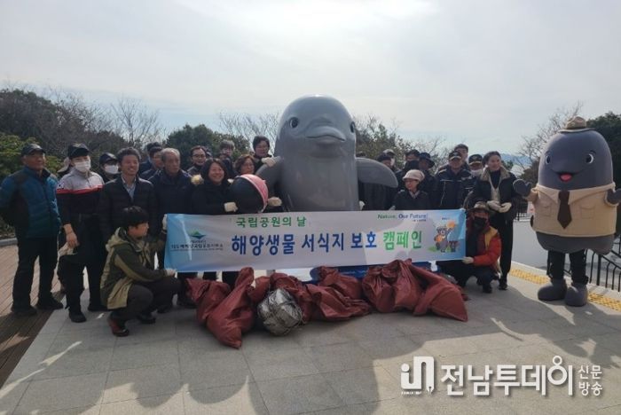 완도해경, 민관 합동 연안정화활동 실시