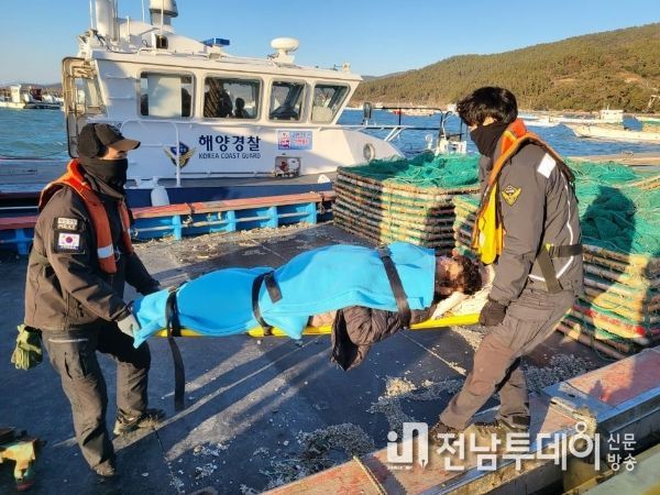 완도해경, 주말 섬마을 응급환자 2명 잇따라 긴급이송