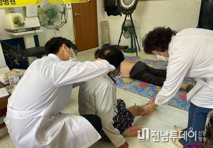 여수시가 보건복지부 주관 ‘노인 의료‧돌봄 통합지원 시범사업’ 공모에 도내 유일하게 선정돼 2년 6개월간 국비 27억 원을 확보했다.