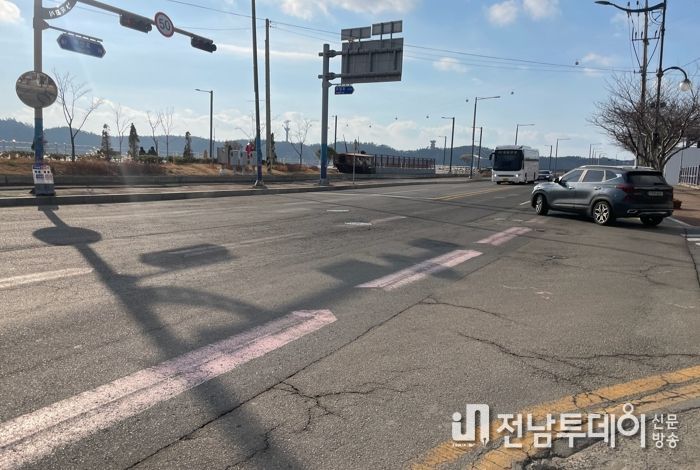 목포시, 주요 간선도로 아스콘 포장으로 산뜻한 도시 환경 조성