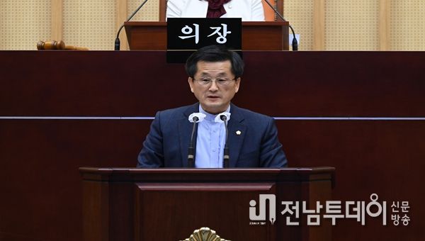 발언 중인 백종한 의원(사진 = 백종한 의원 제공)