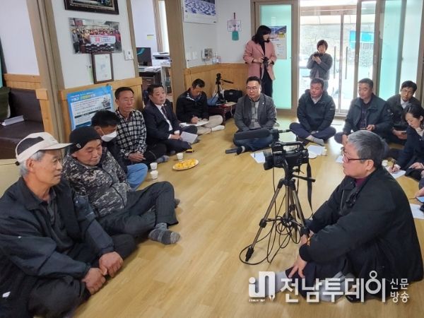 구례군의회, 여순10·19사건 피해 유족들을 만나다.
