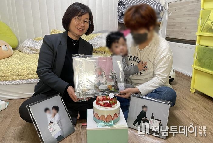 장흥군, “무럭무럭 자라줘서 고마워” 돌 사진 촬영 지원