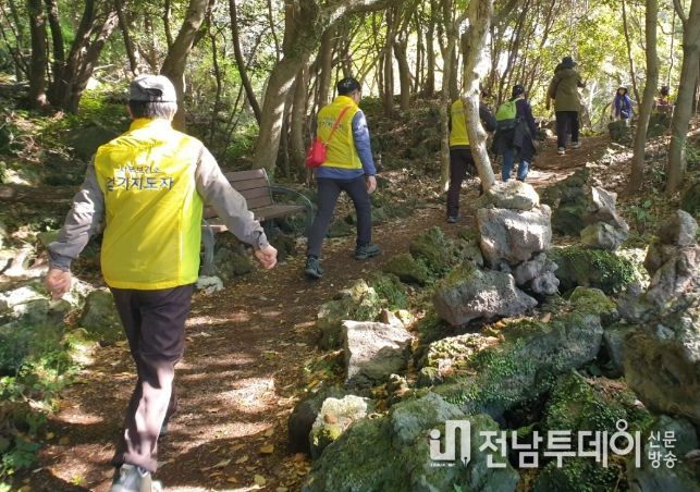'힐링걷길' 주말 상설 걷기 프로그램