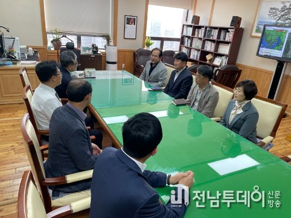 김희수 진도군수, 선제적 국비 확보 돌입