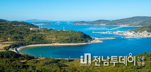 지난 16일 문화체육관광부에서 주관하는 ‘K관광 섬 육성 공모사업’에 삼산면 거문도가 최종 선정됐다.