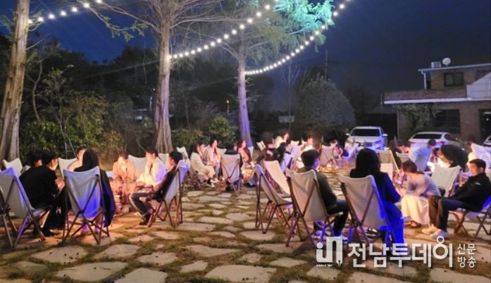 솔로 탈출 꿈꾸는 직장인, 나주에서 설레는 봄의 향연