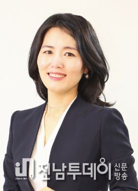 박진영 강사