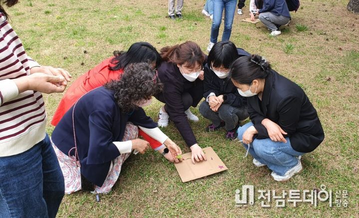 한글 기초학력-느린 학습자와 천천히 함께 걷기 직무연수
