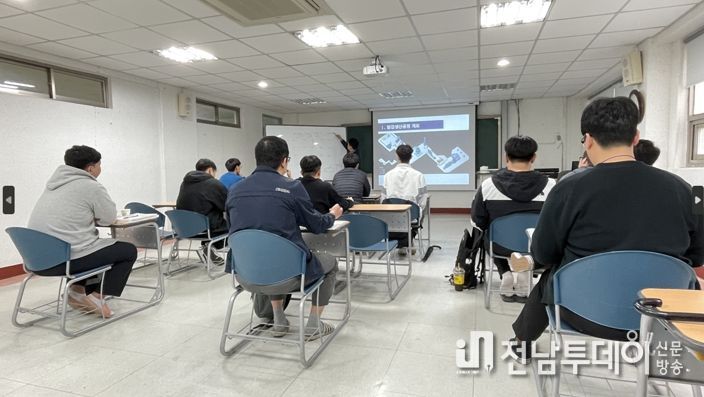 광양시, 현장과 가상현장 직무 체험하는 제철·이차전지 공정관리 교육 실시